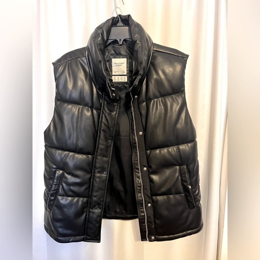 Oversized Vegan leather puffer vest